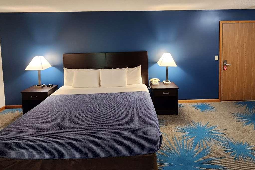 Econo Lodge Lakeshore Manistique Bilik gambar